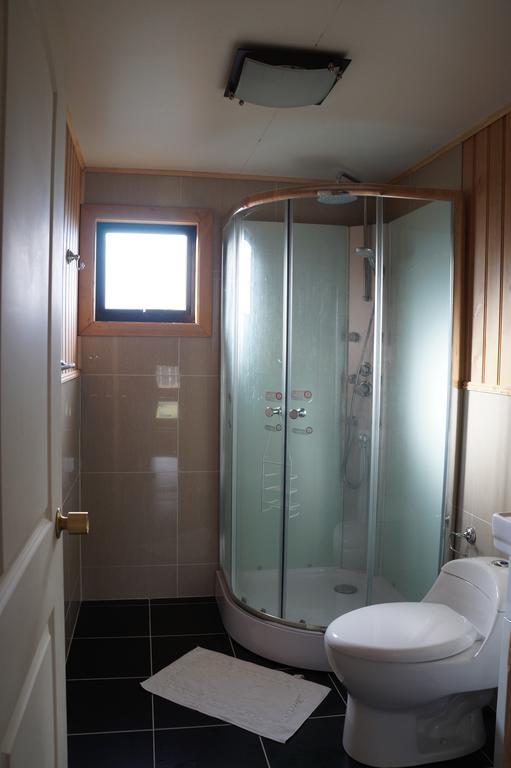 Cabanas Vista Tranquila Chiloe Кастро Номер фото